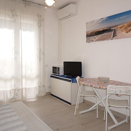 Lovely And Functional Studio For 2 - Shared Pool Apartamento Porto Santa Margherita di Caorle Exterior foto