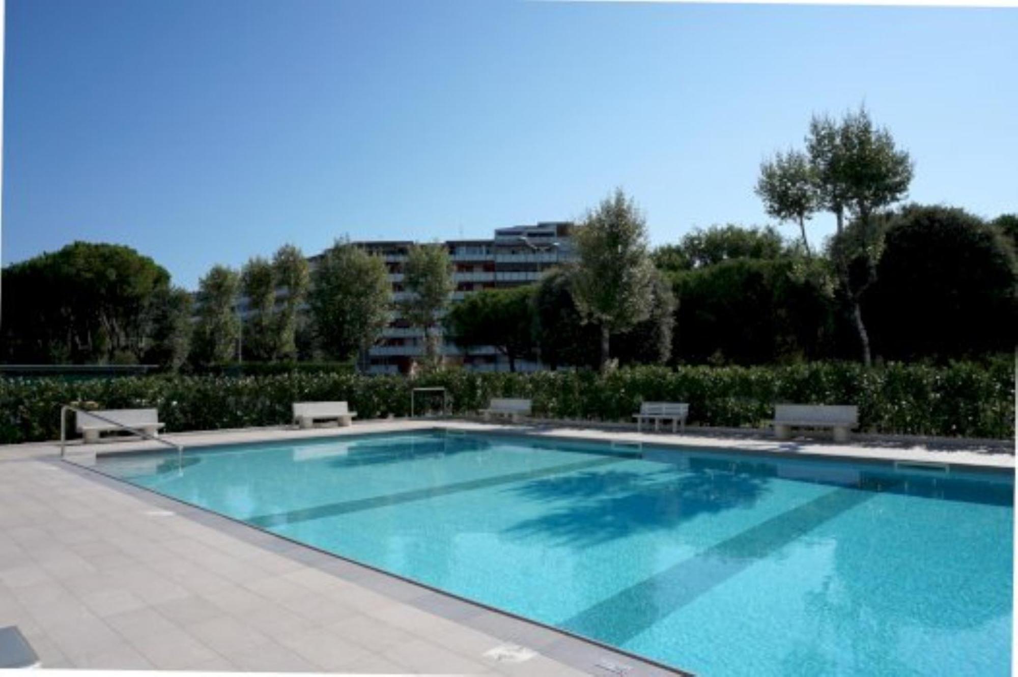 Lovely And Functional Studio For 2 - Shared Pool Apartamento Porto Santa Margherita di Caorle Exterior foto