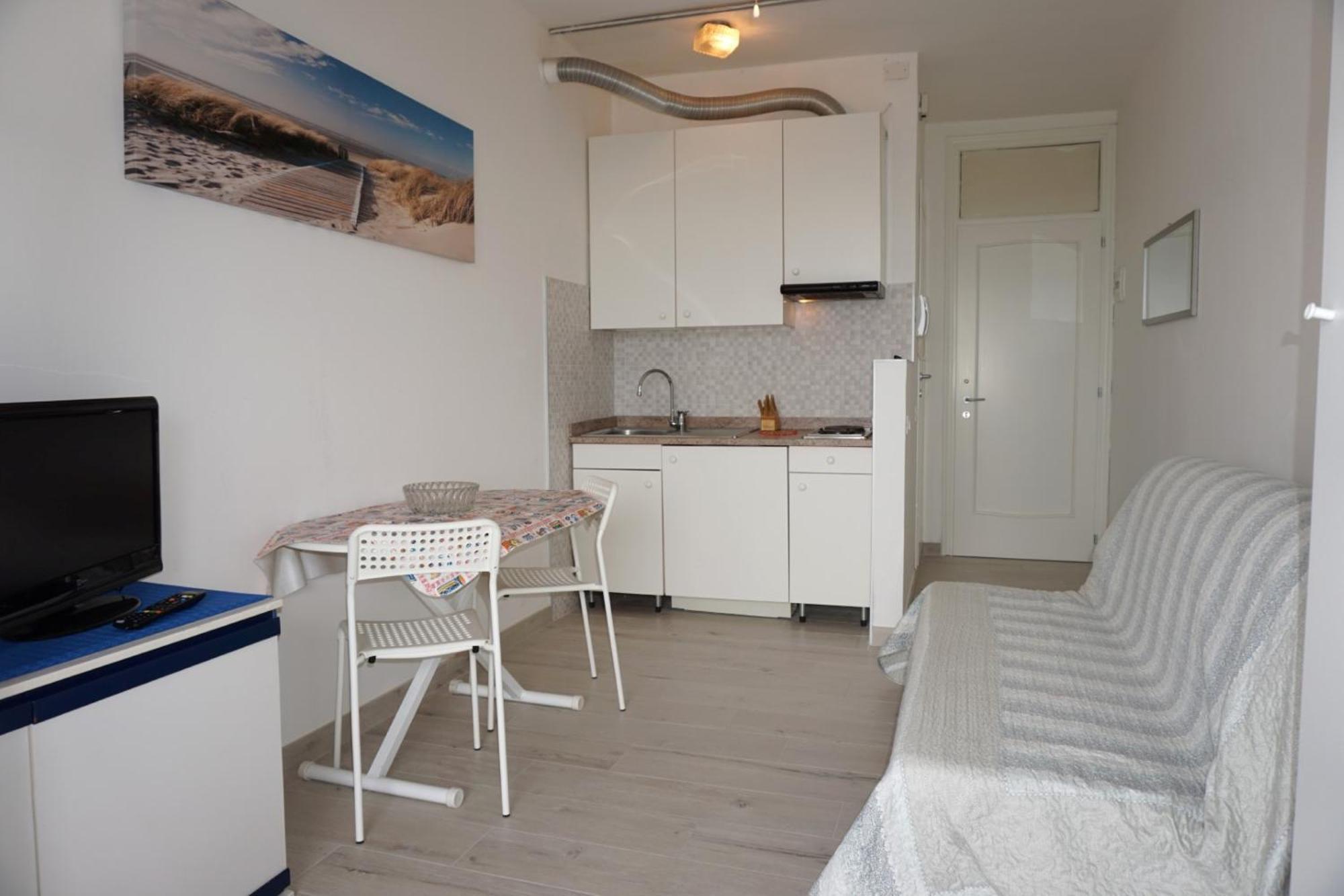 Lovely And Functional Studio For 2 - Shared Pool Apartamento Porto Santa Margherita di Caorle Exterior foto