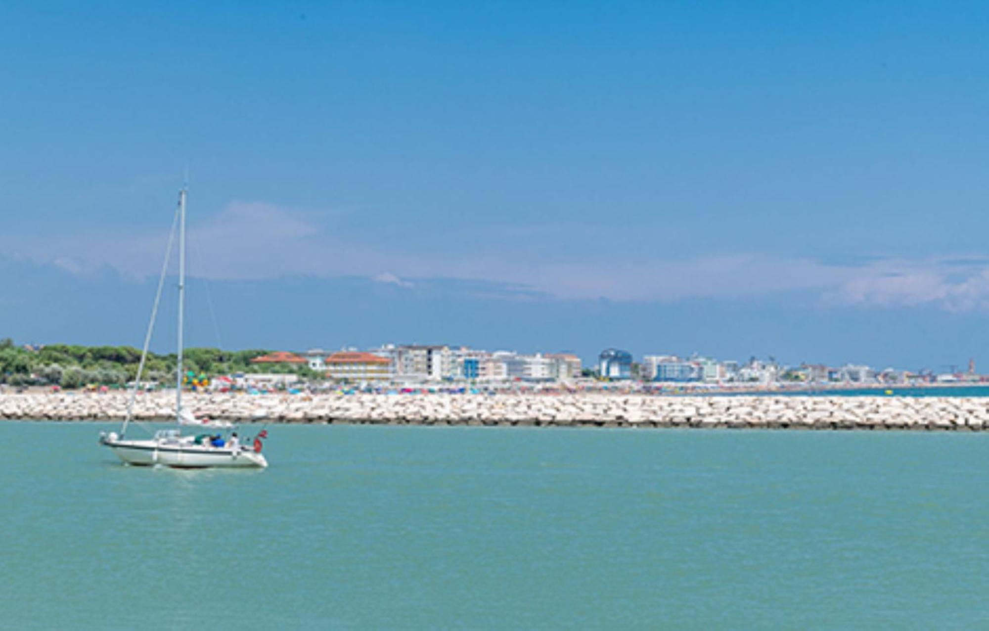 Lovely And Functional Studio For 2 - Shared Pool Apartamento Porto Santa Margherita di Caorle Exterior foto